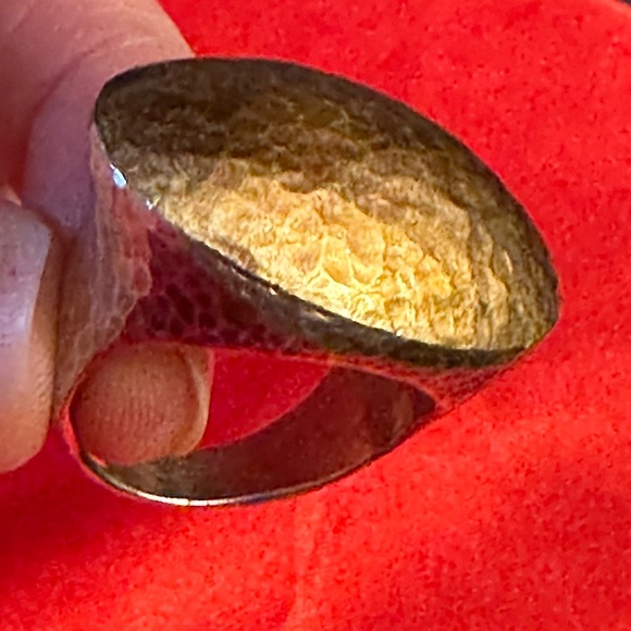 WOW POSHMARK - Authentic GURHAN 18K & Sterling Silver Hammered Supermodel Ring - Picture 8 of 16